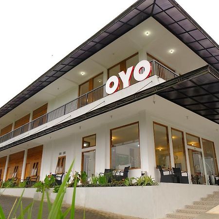 Oyo 446 Hotel Kawi Surapatha Μαλάνγκ Εξωτερικό φωτογραφία