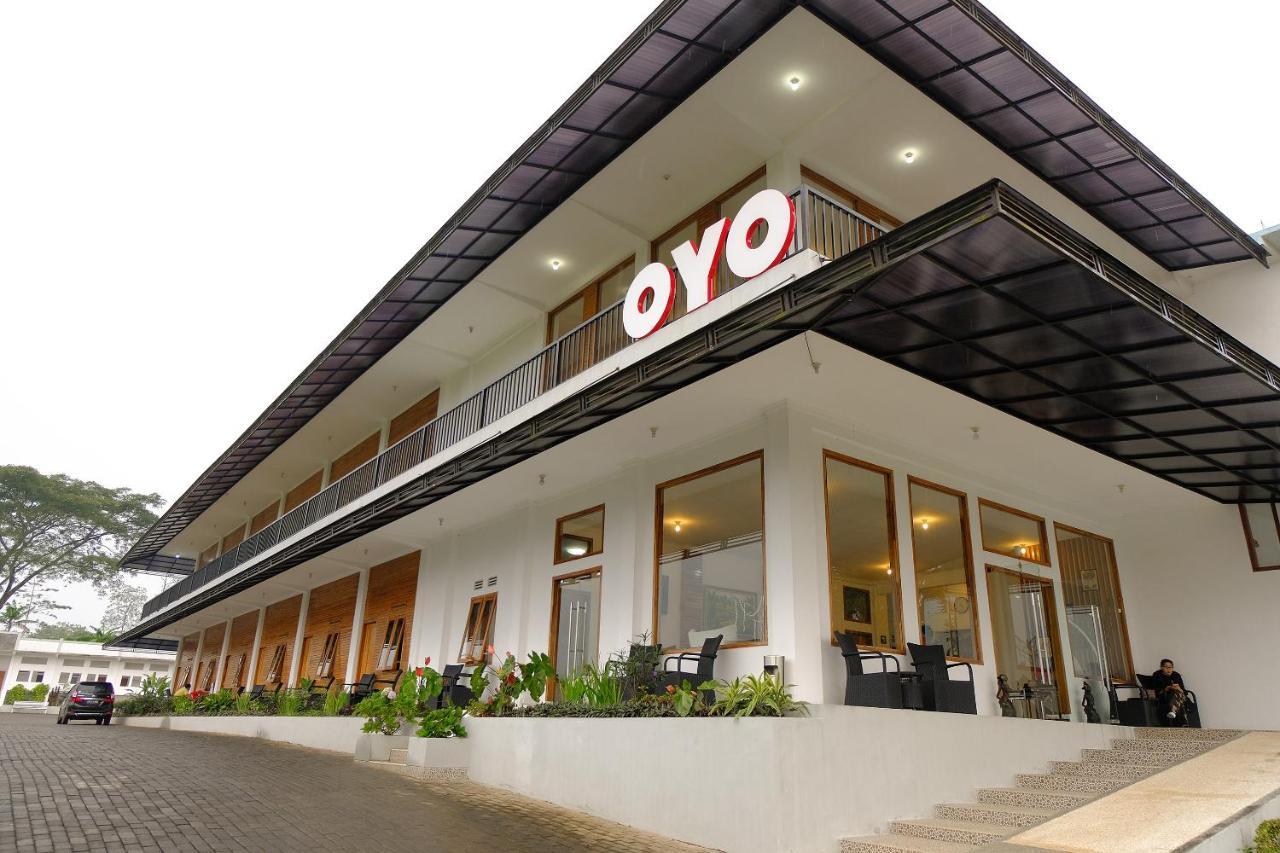 Oyo 446 Hotel Kawi Surapatha Μαλάνγκ Εξωτερικό φωτογραφία