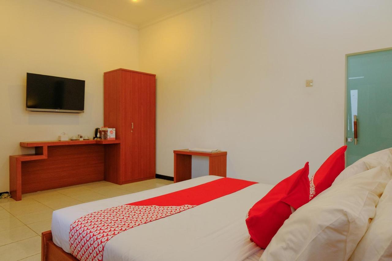 Oyo 446 Hotel Kawi Surapatha Μαλάνγκ Εξωτερικό φωτογραφία